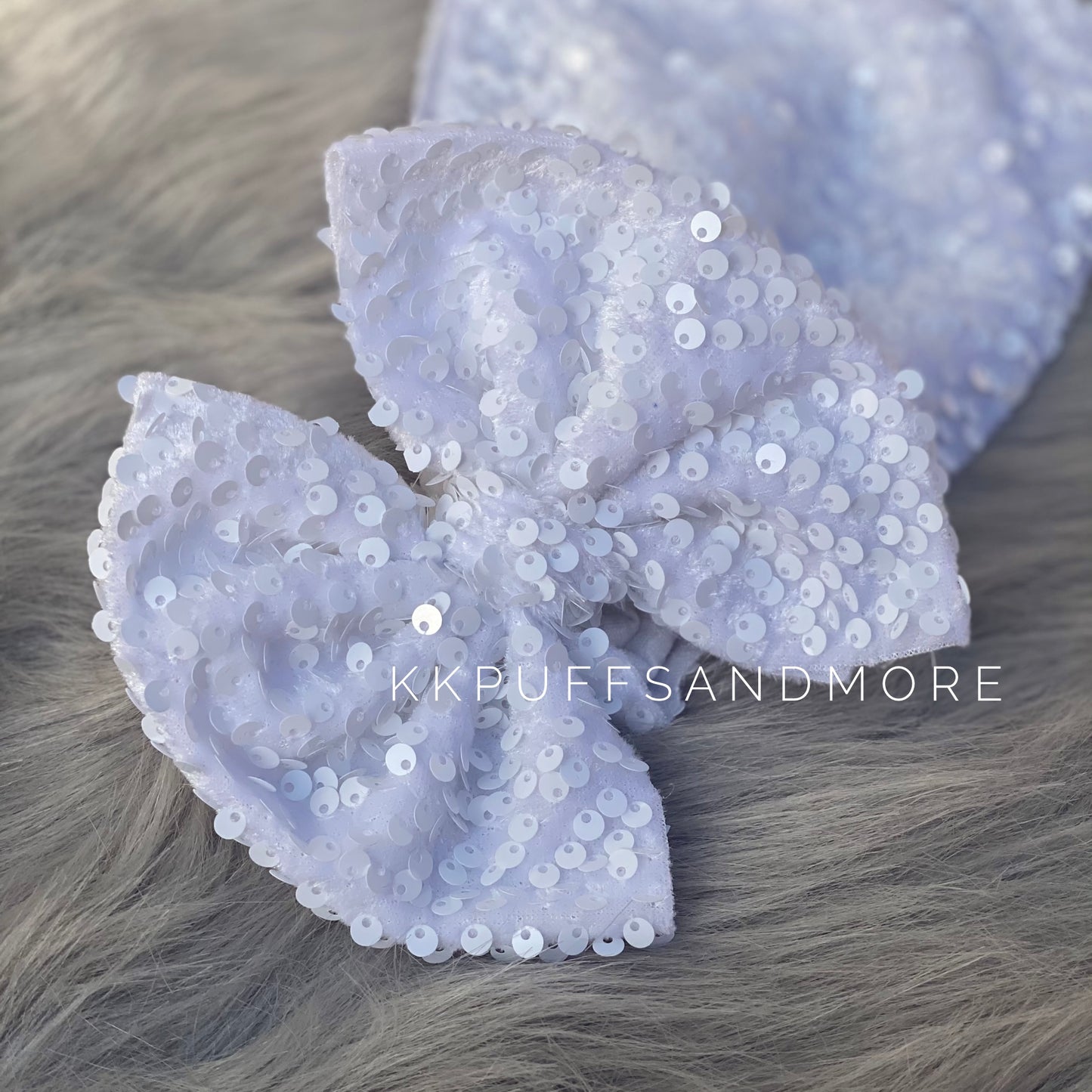 WHITE Sequin π€