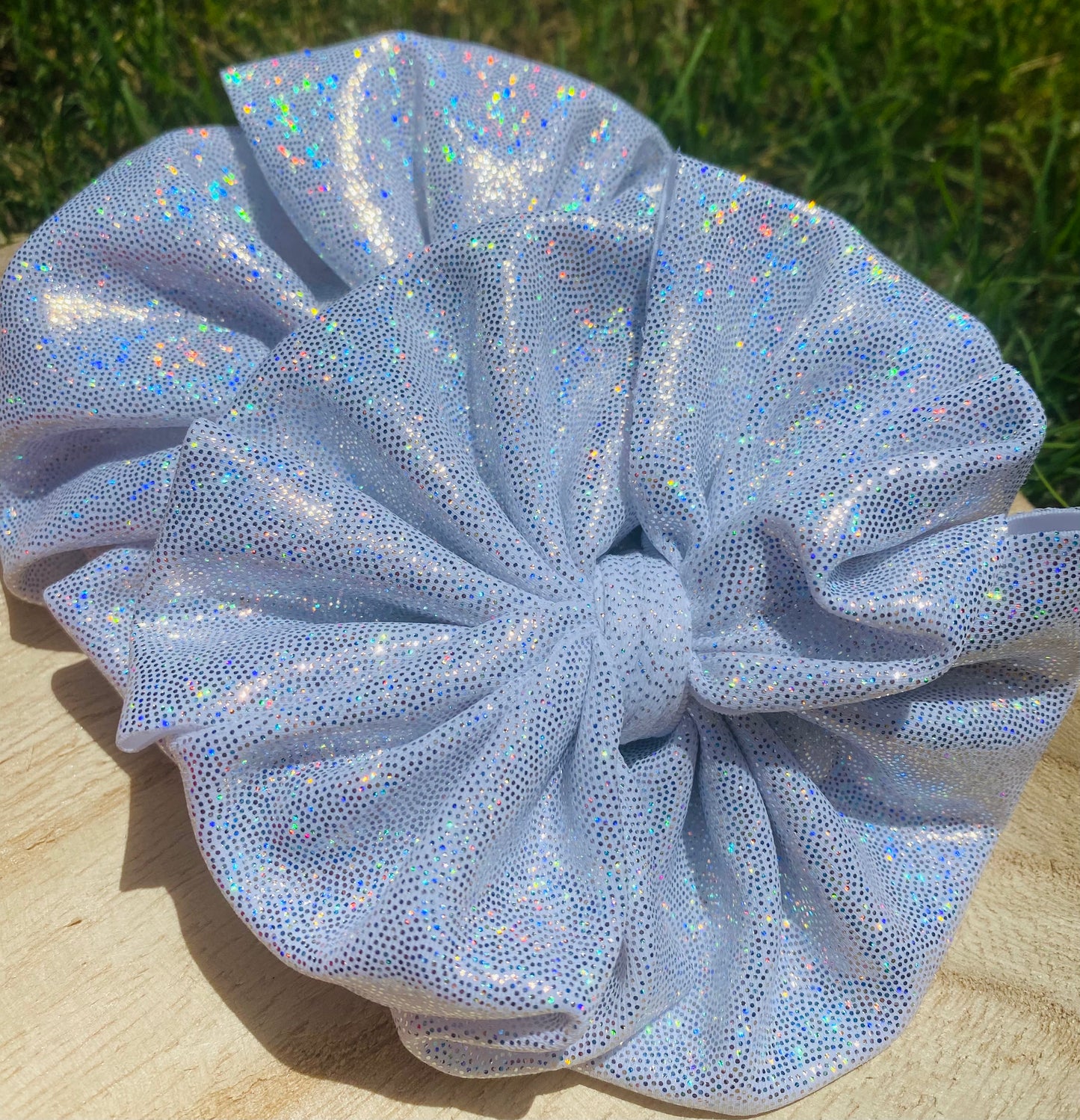 WHITE SHIMMER