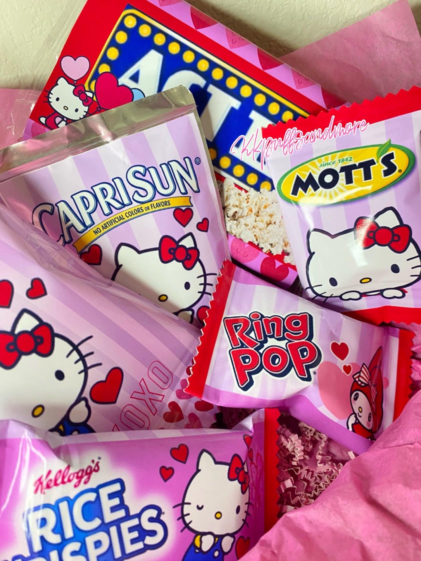 HELLO KITTY